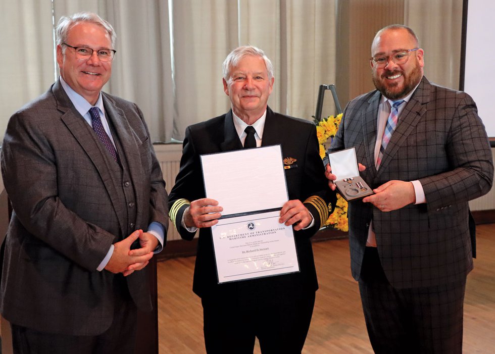 UW-Superior Professor Emeritus Receives National Maritime Medal