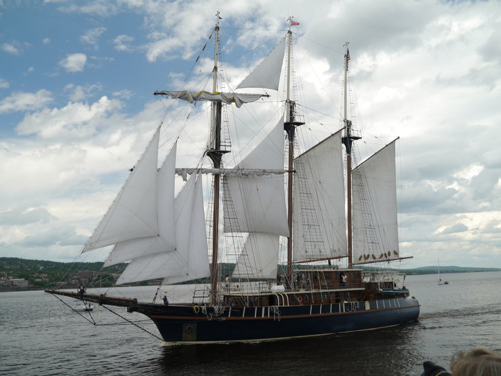 Tall Ships Duluth 2013: Parade of Sail