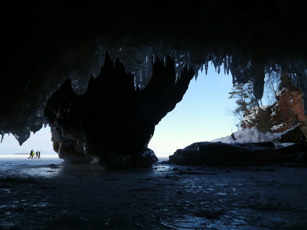 Apostle Islands National Lakeshore: Mainland Sea Caves