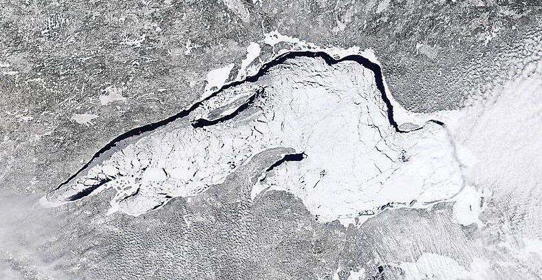 Lake Superior Ice: March 28, 2014