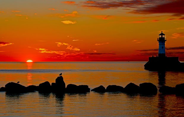 Visit Duluth - Sea Gull Sunrise