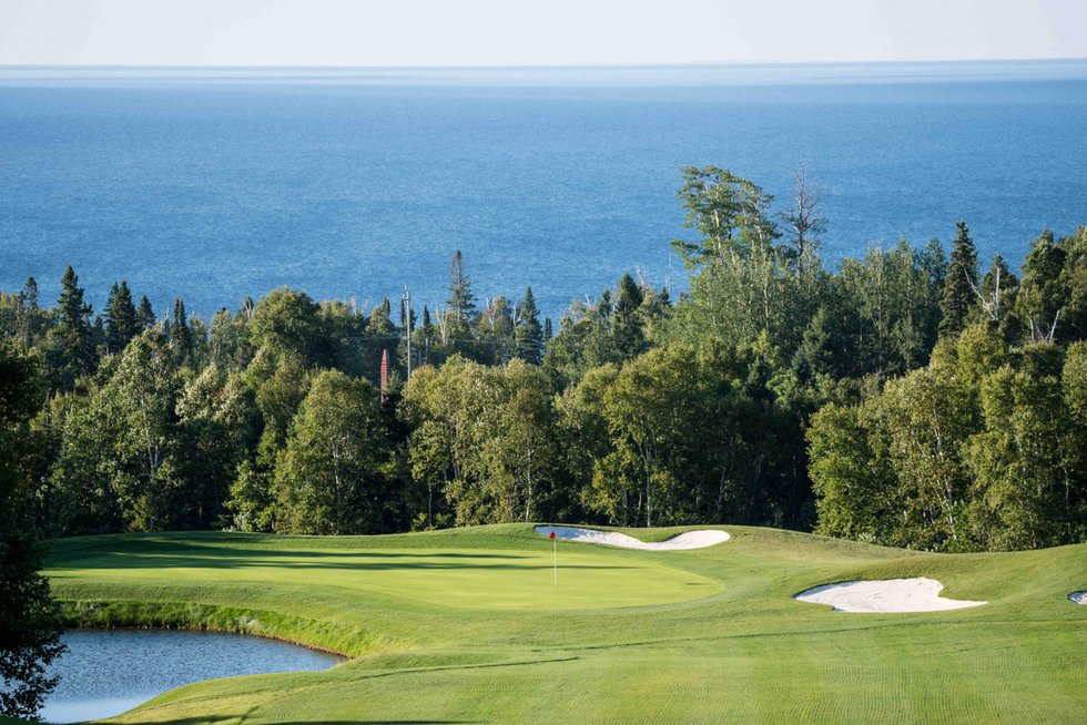 Golf Courses with a View of the Lake